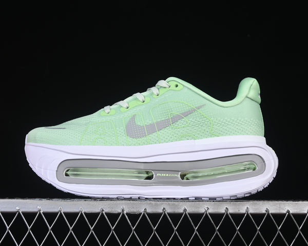 Tênis Nike Air Zoom Vomero Premium