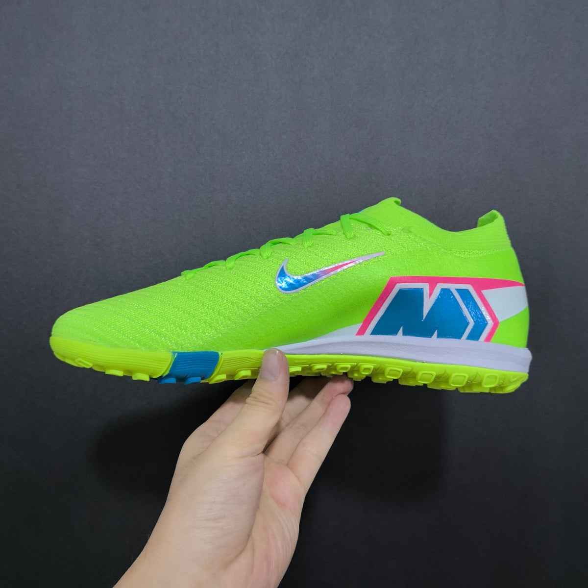 Chuteira Society Nike Air Zoom Mercurial Vapor 16 TF Elite + Brindes