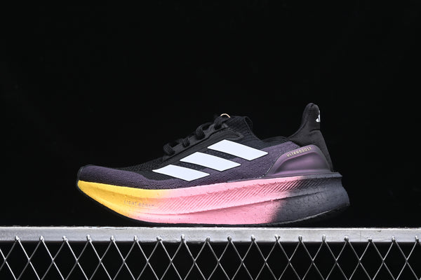 Tênis Adidas Ultraboost 5X