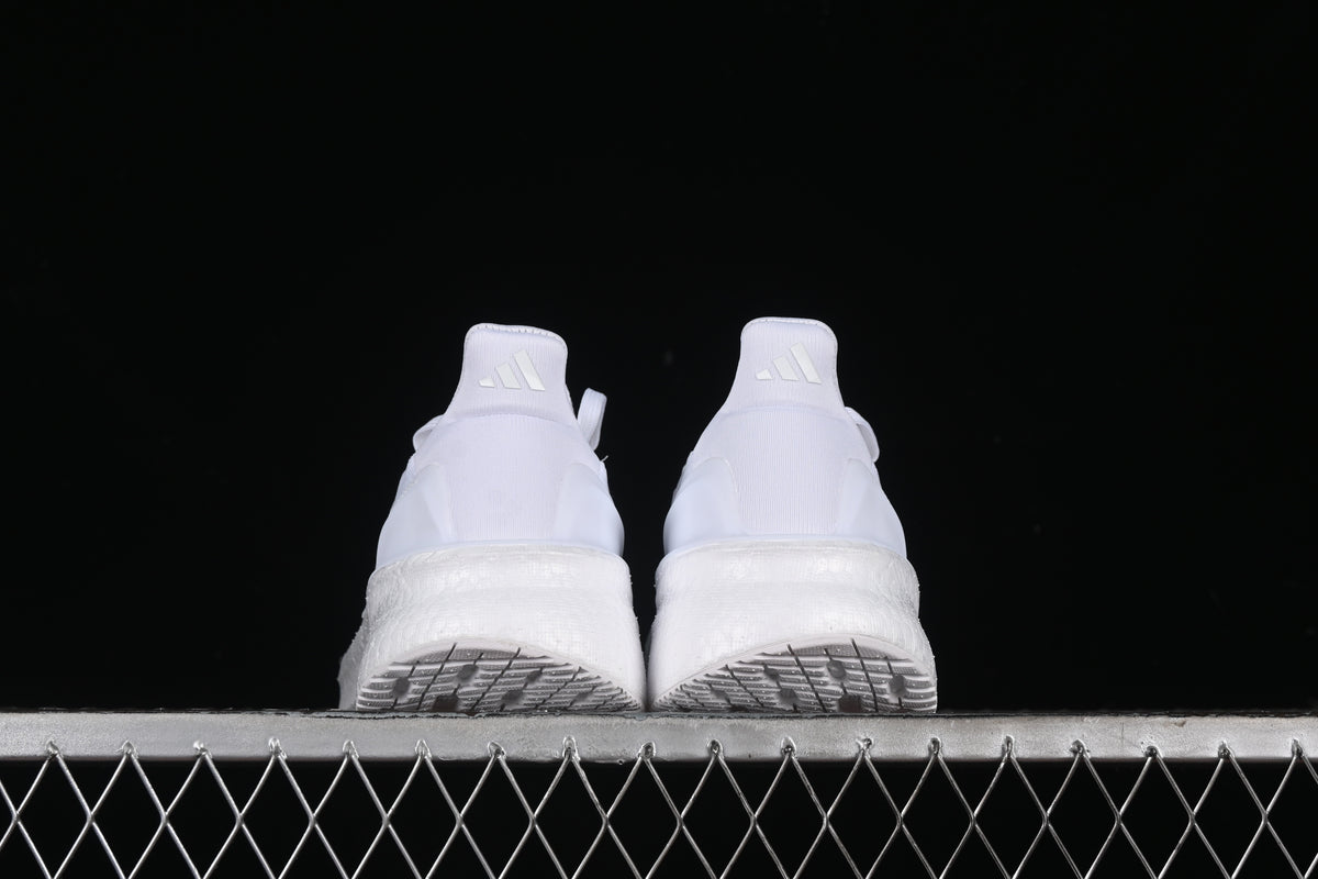 Tênis Adidas Ultraboost 5X