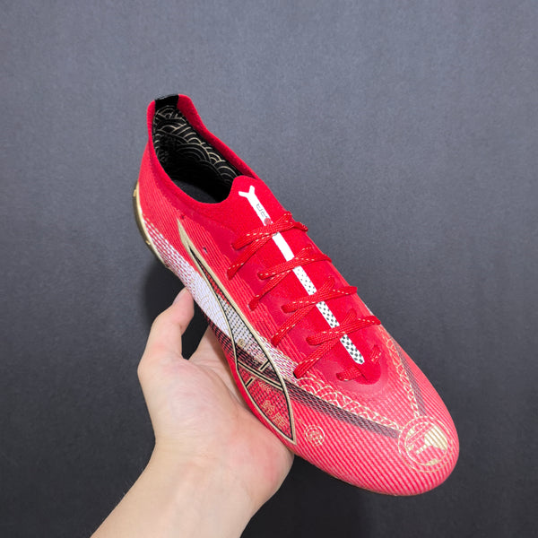 Chuteira Campo Puma Ultra 5 FG Elite + Brindes