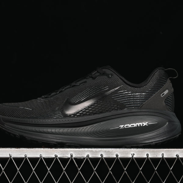 Tênis Nike Air Zoom Vomero Plus