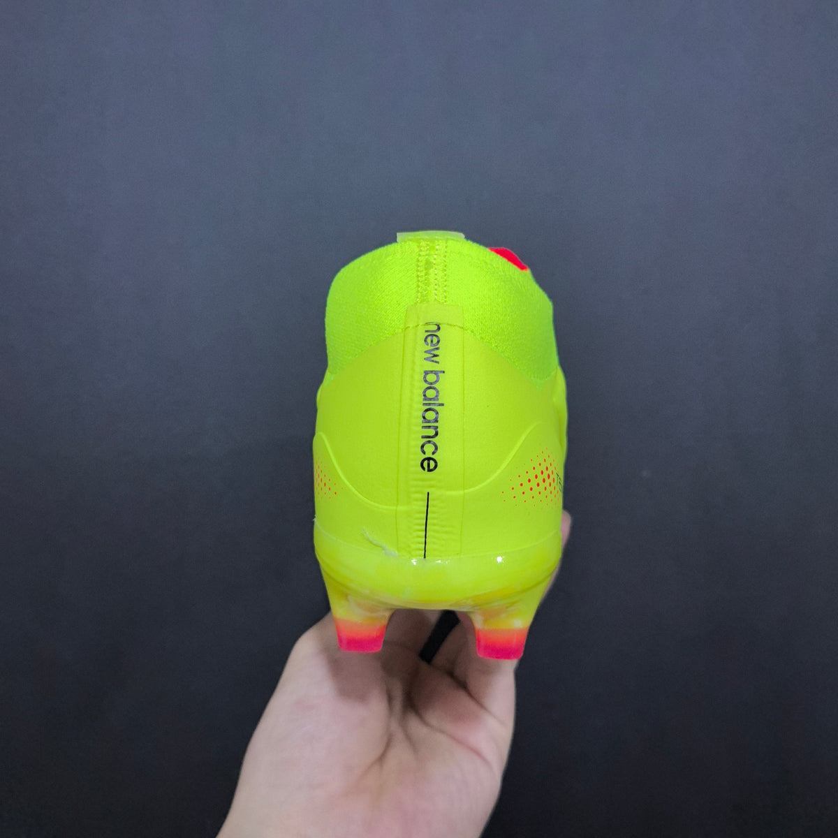 Chuteira Campo New Balance Tekela Elite FG V5 + Brindes