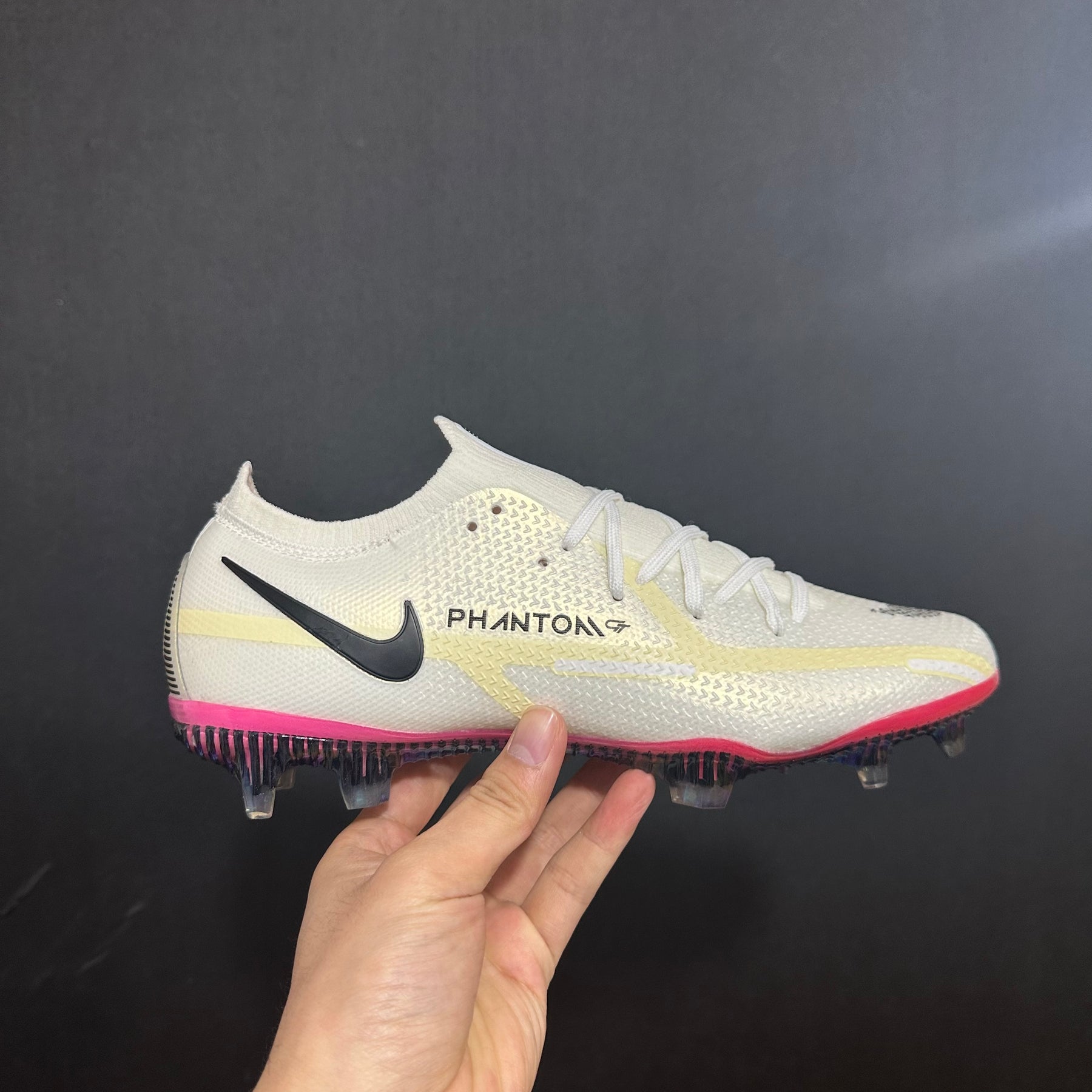 Chuteira Campo Nike Phantom GT Elite + Brindes