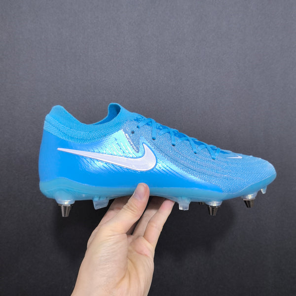 Chuteira Campo Nike Phantom Luna 2 SG Elite + Brindes