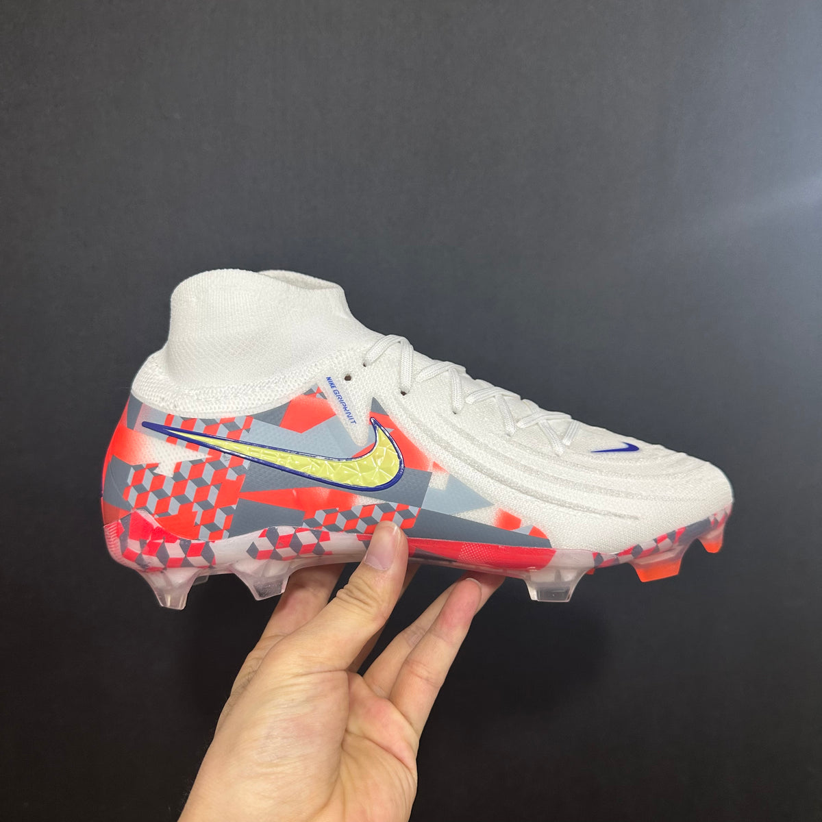 Chuteira Campo Nike Phantom Luna 2 Elite + Brindes