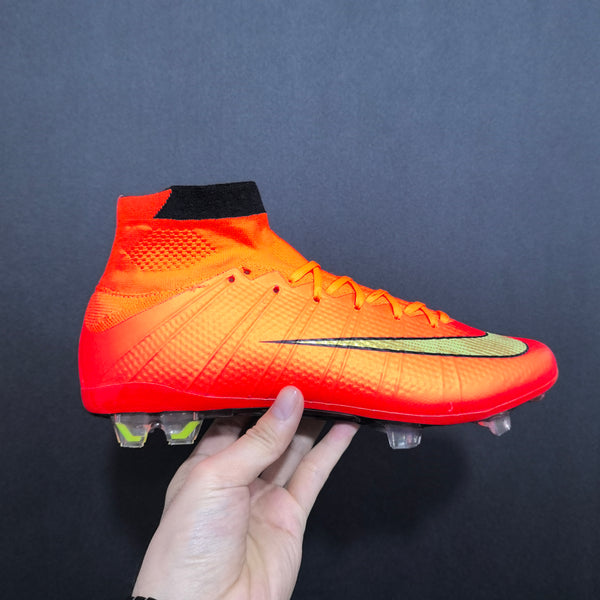Chuteira Campo Nike Mercurial Superfly 4 FG Elite + Brindes