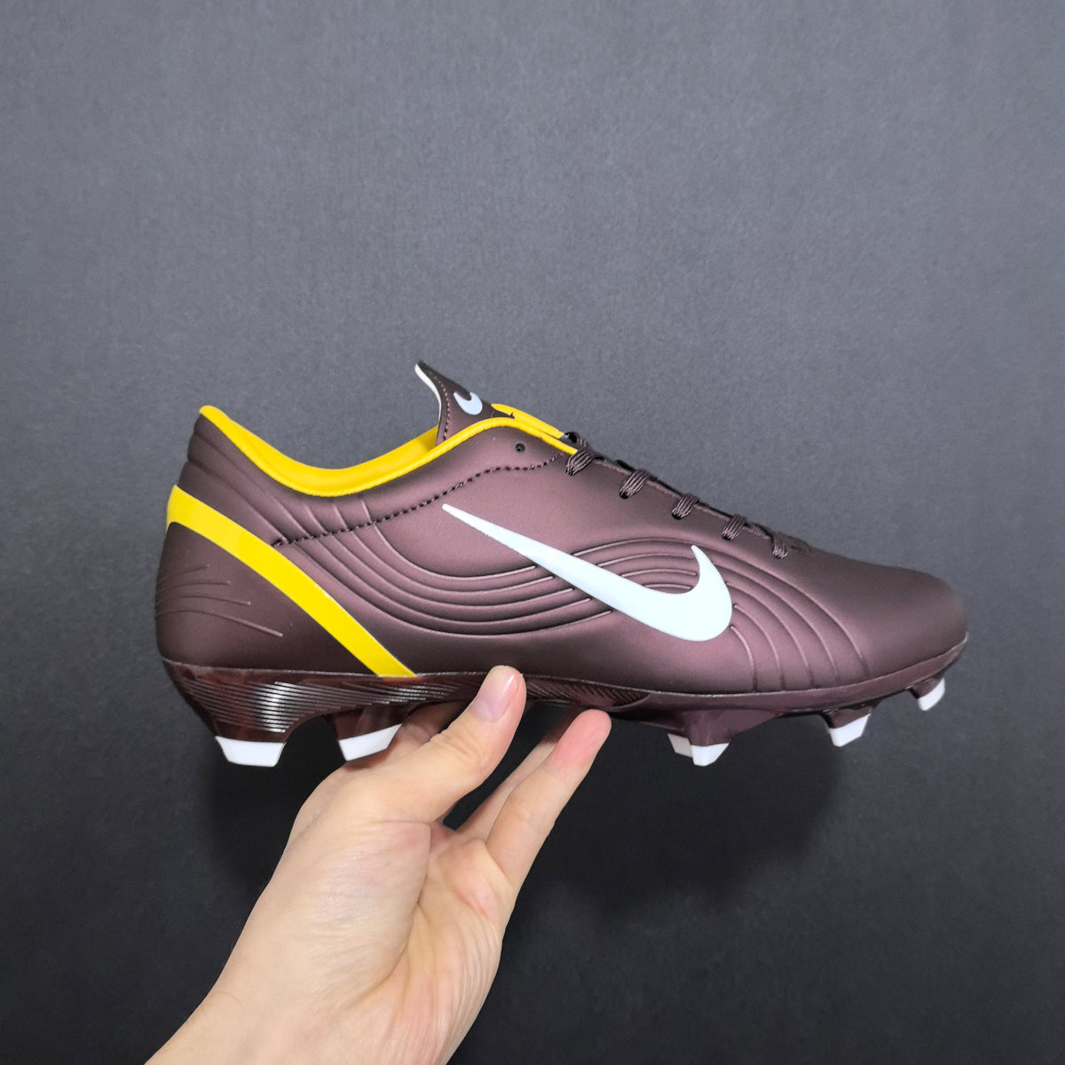 Chuteira Campo Nike Mercurial Vapor 1 (RONALDO) FG Elite + Brindes