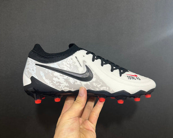 Chuteira Campo Nike Phantom Luna 2 AG Elite + Brindes