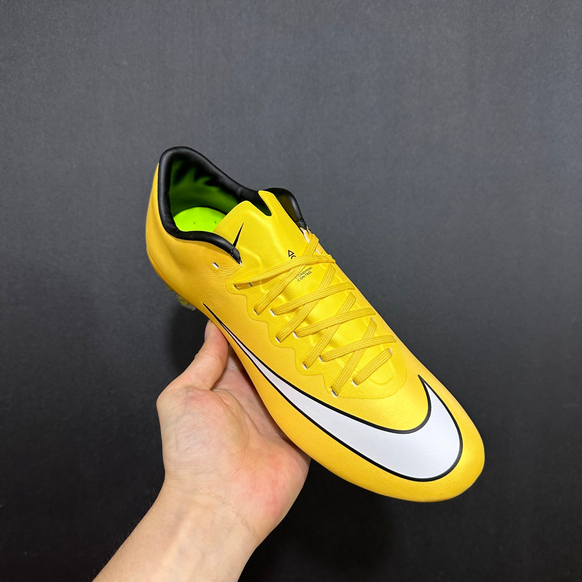 Chuteira Campo Nike Mercurial Vapor 10 Elite + Brindes