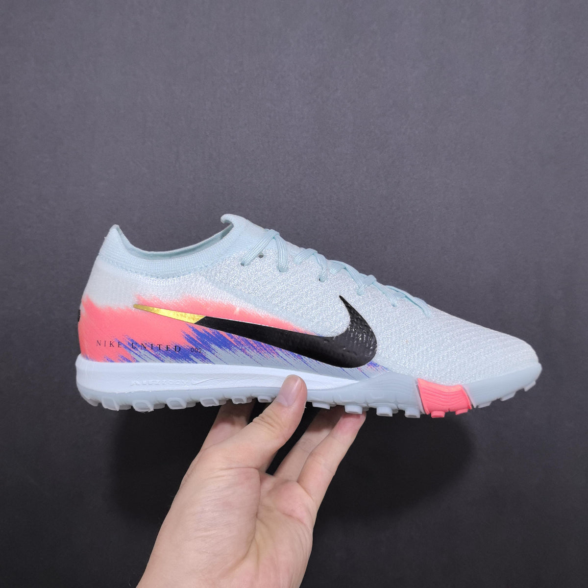 Chuteira Society Nike Air Zoom Mercurial Vapor 16 TF Elite + Brindes