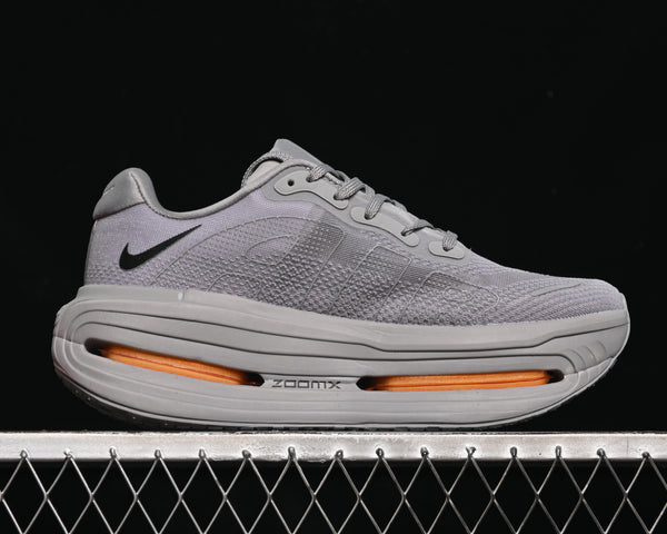 Tênis Nike Air Zoom Vomero Premium