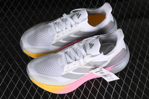 Tênis Adidas Ultraboost 5X