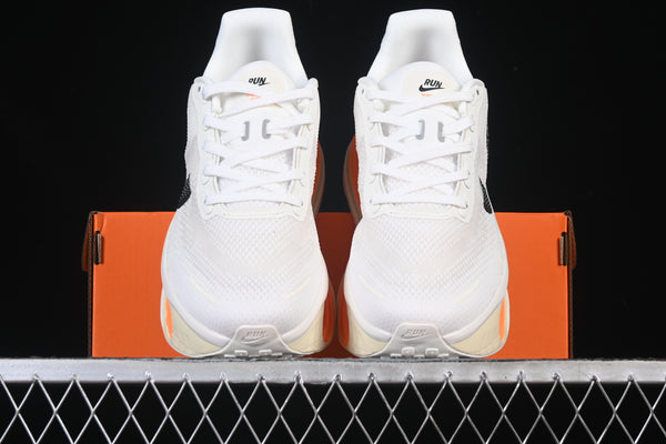 Tênis Nike Air Zoom Vomero Premium