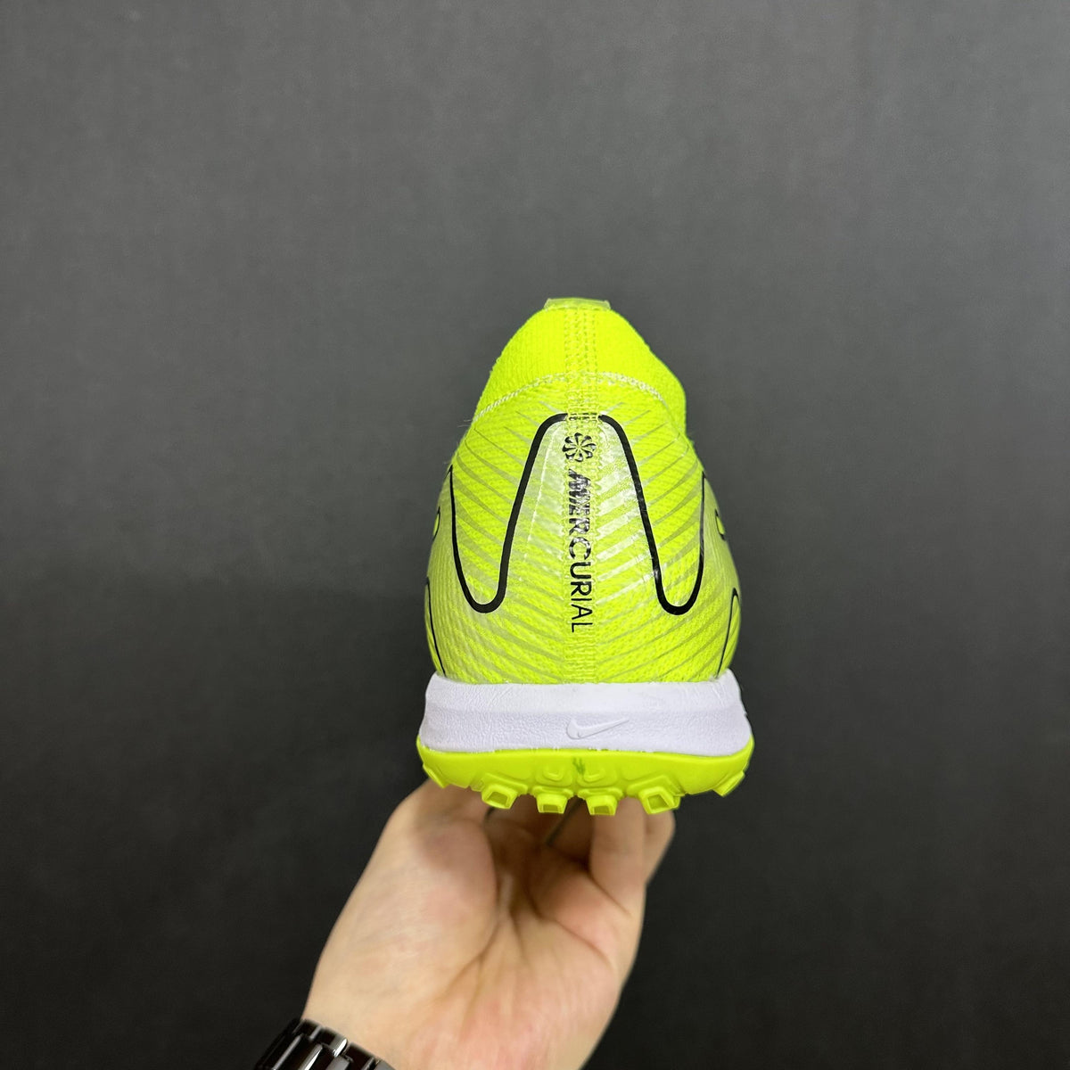 Chuteira Society Nike Air Zoom Mercurial Vapor 16 TF Elite + Brindes