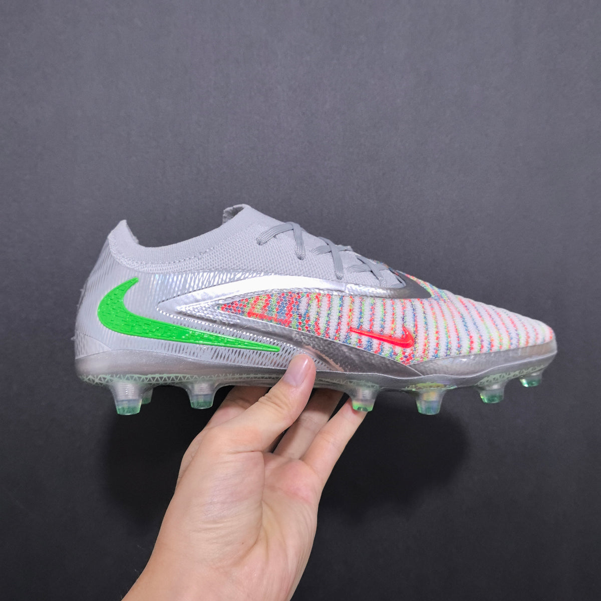 Chuteira Campo Nike Phantom GX 6 AG Elite + Brindes