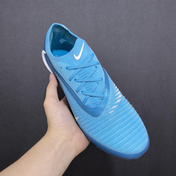 Chuteira Campo Nike Phantom GX 6 FG Elite + Brindes