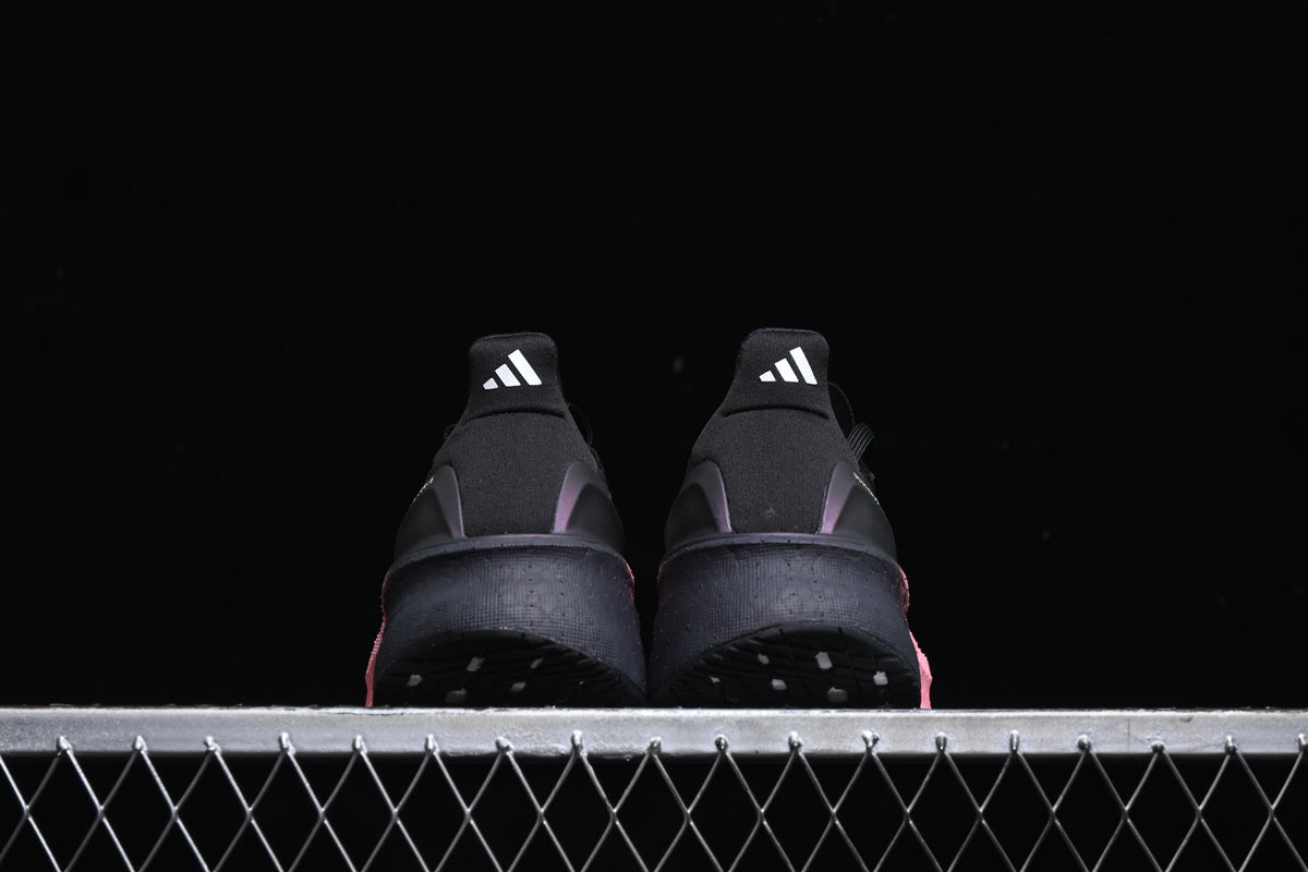 Tênis Adidas Ultraboost 5X