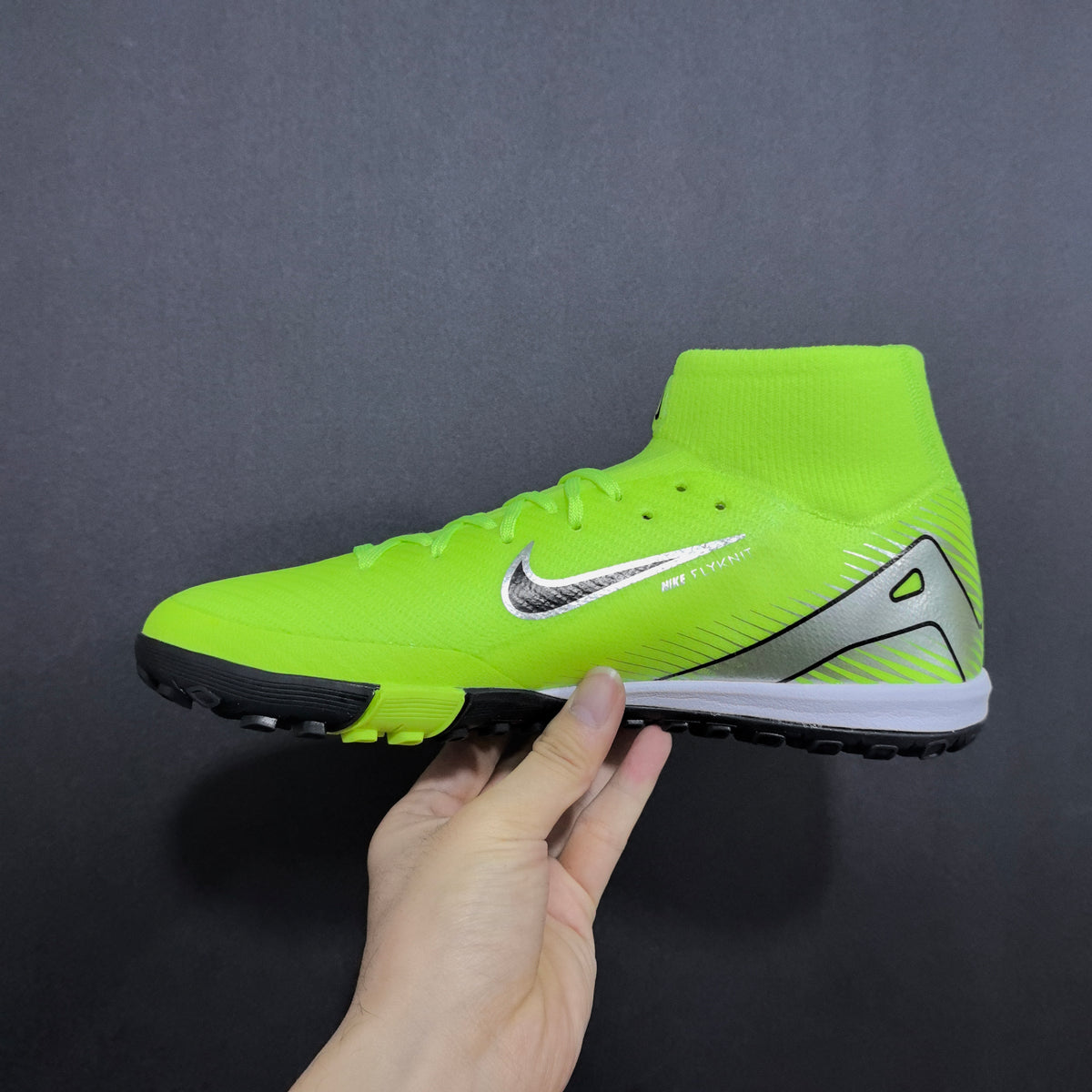 Chuteira Society Nike Air Zoom Mercurial Superfly 10 TF Elite + Brindes