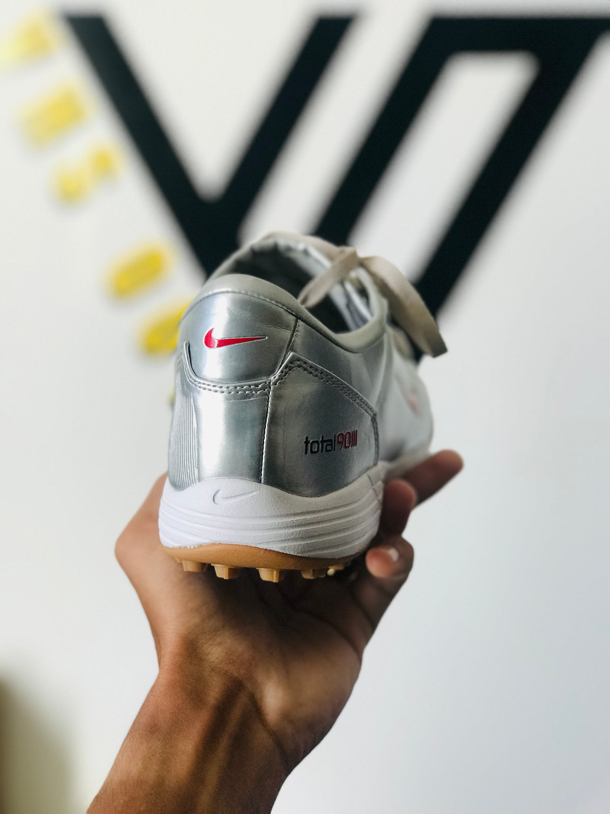 Chuteira Society Nike Total 90 TF + Brindes