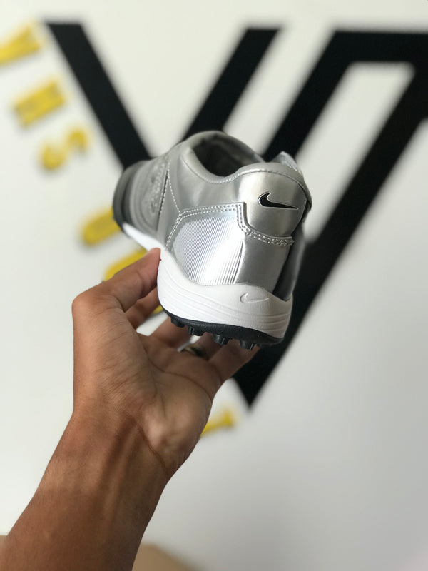 Chuteira Society Nike Total 90 TF + Brindes