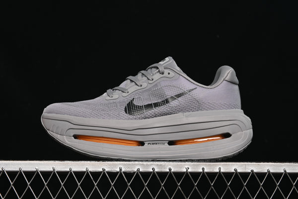 Tênis Nike Air Zoom Vomero Premium