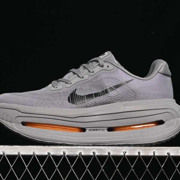 Tênis Nike Air Zoom Vomero Premium
