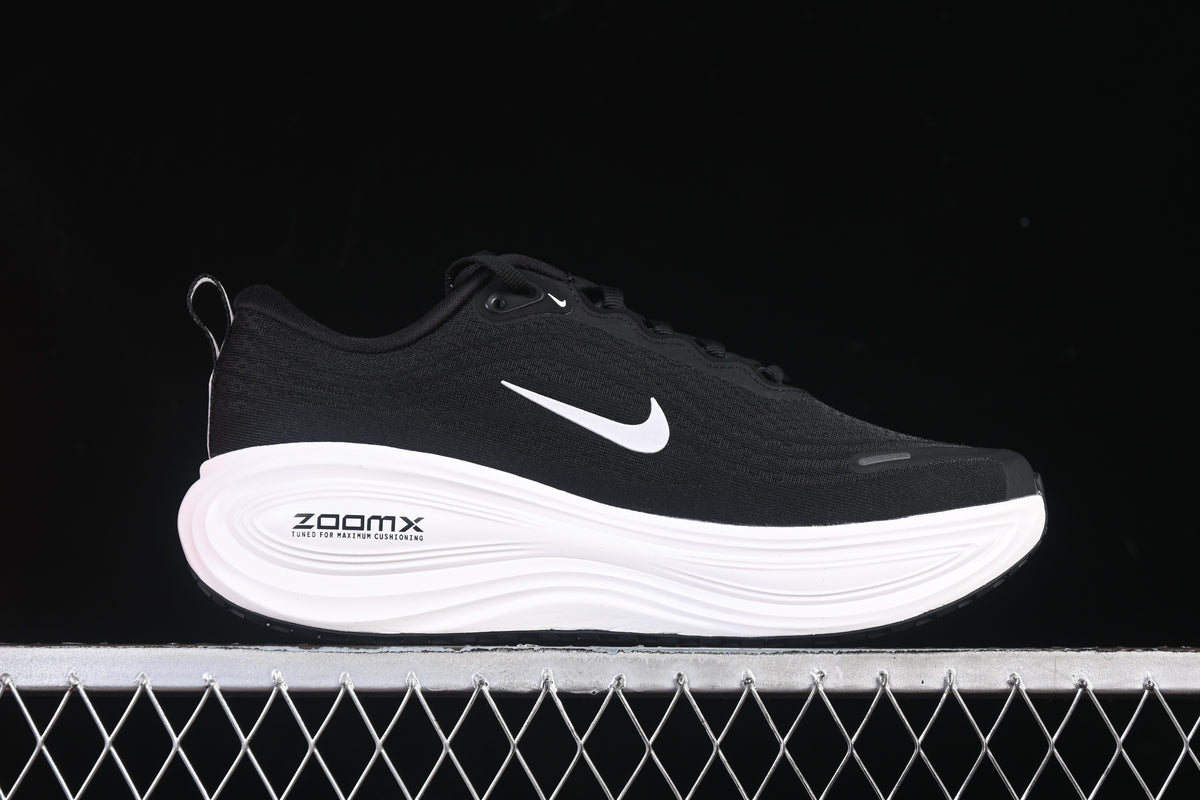 Tênis Nike Air Zoom Vomero Plus