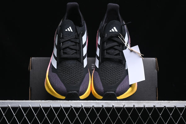 Tênis Adidas Ultraboost 5X