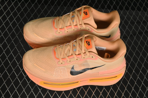 Tênis Nike Air Zoom Vomero Premium