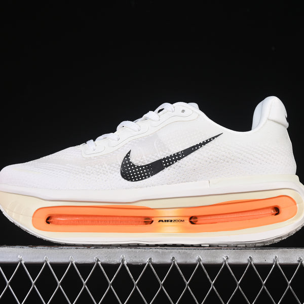 Tênis Nike Air Zoom Vomero Premium