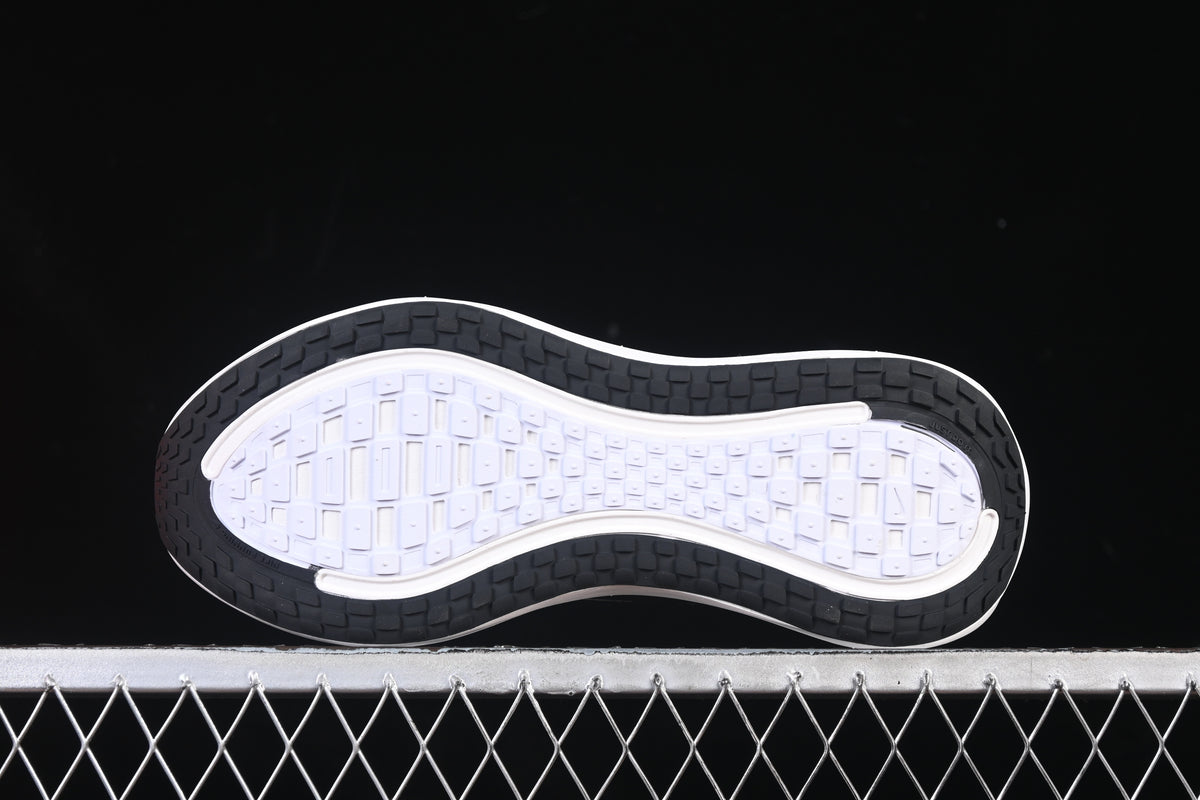 Tênis Nike Air Zoom Vomero Plus