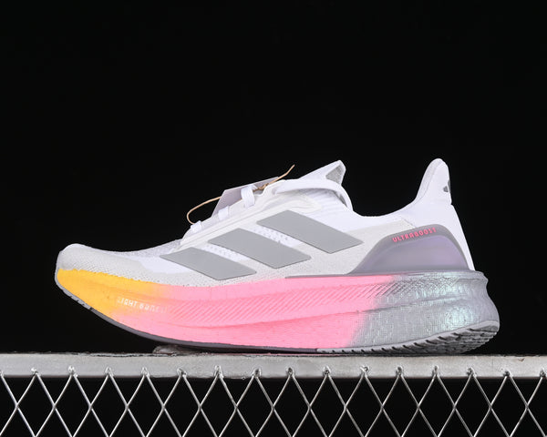 Tênis Adidas Ultraboost 5X