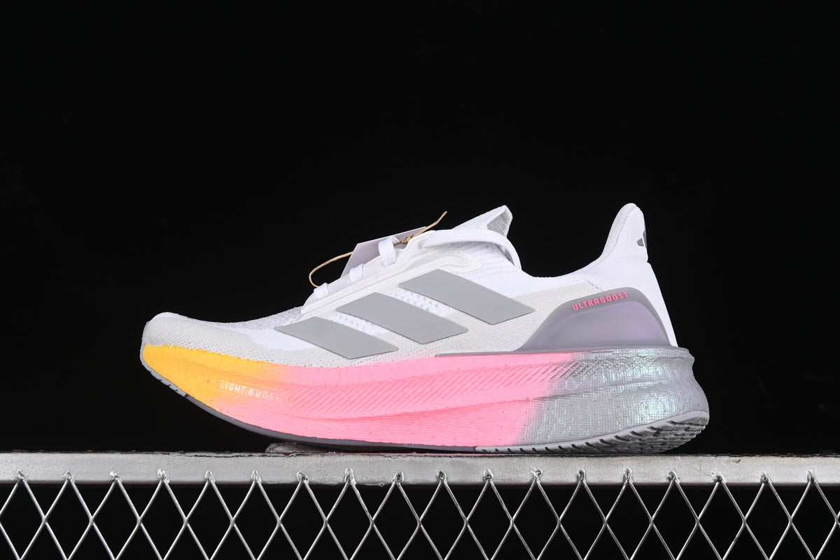 Tênis Adidas Ultraboost 5X