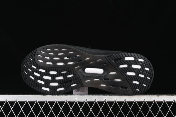 Tênis Adidas Ultraboost 5X