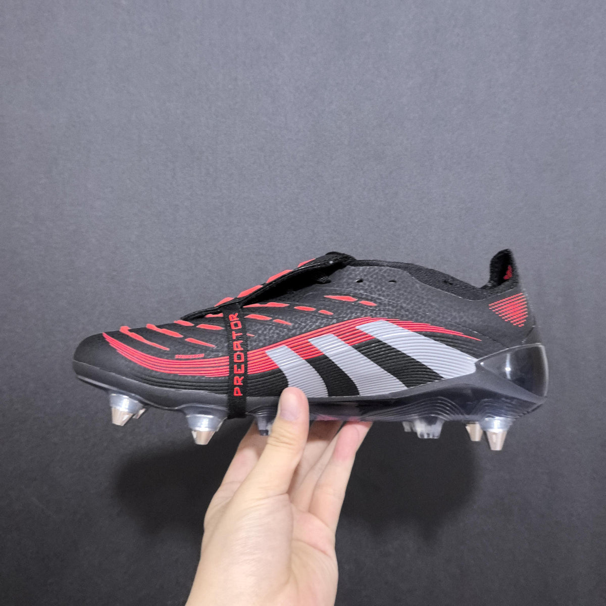 Chuteira Campo Adidas Predator 30 SG Elite + Brindes