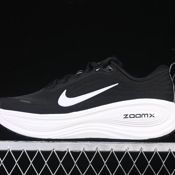 Tênis Nike Air Zoom Vomero Plus
