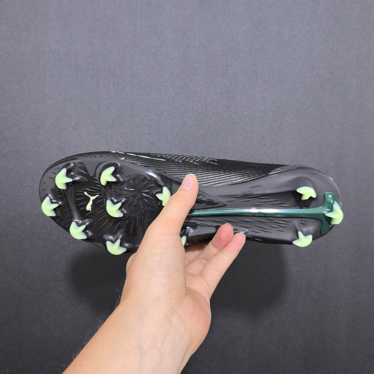 Chuteira Campo Puma Ultra 5 FG Elite + Brindes