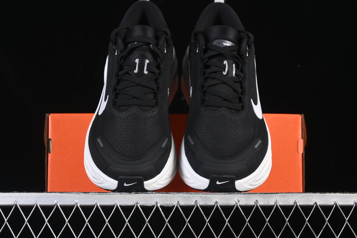 Tênis Nike Air Zoom Vomero Plus