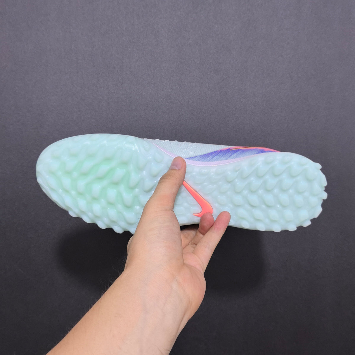 Chuteira Society Nike Phantom Luna TF 2 Elite + Brindes