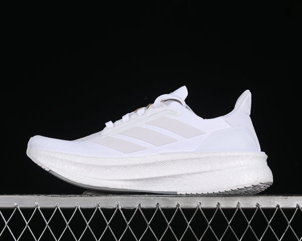 Tênis Adidas Ultraboost 5X