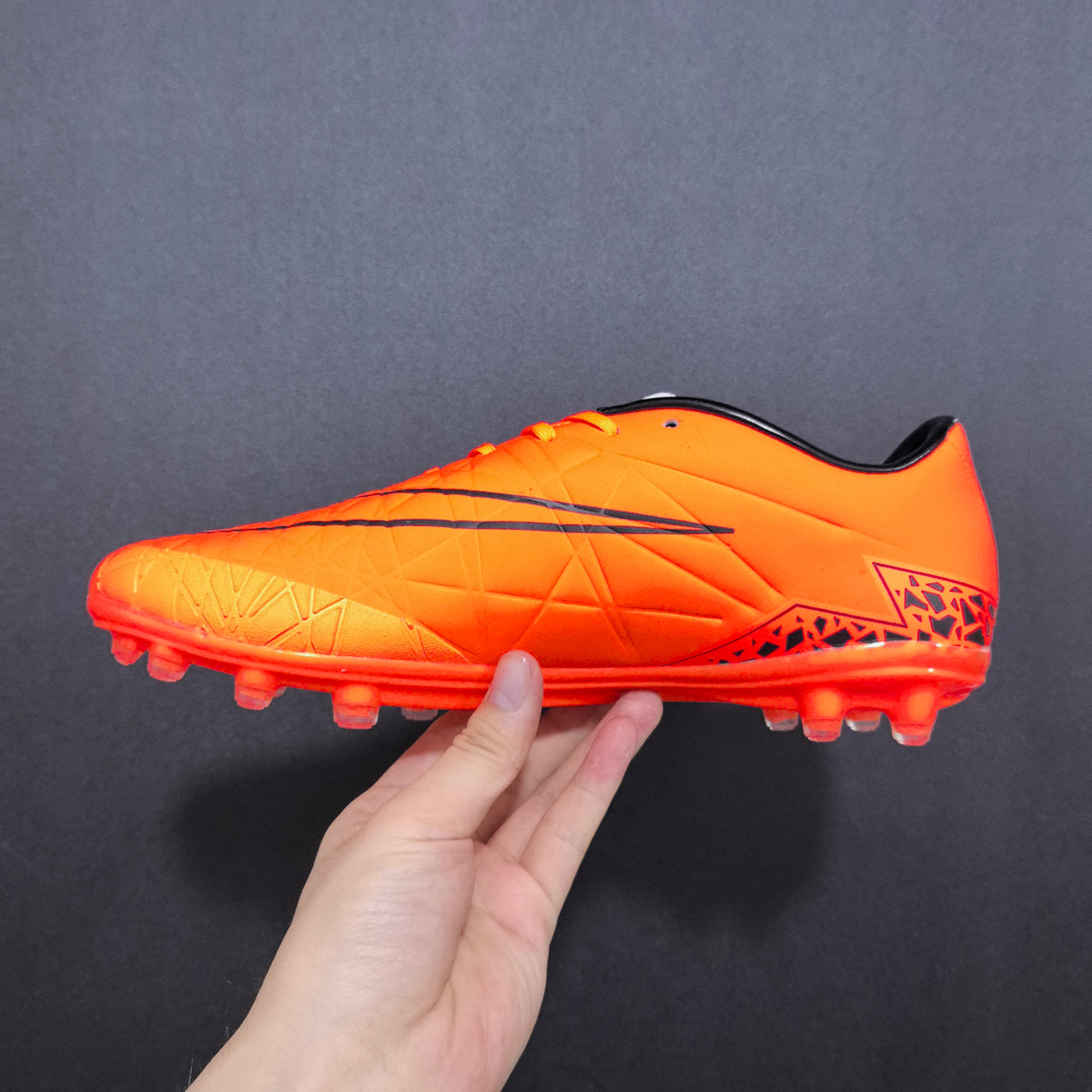 Chuteira Campo Nike Hypervenom Phantom II fg Elite + Brindes
