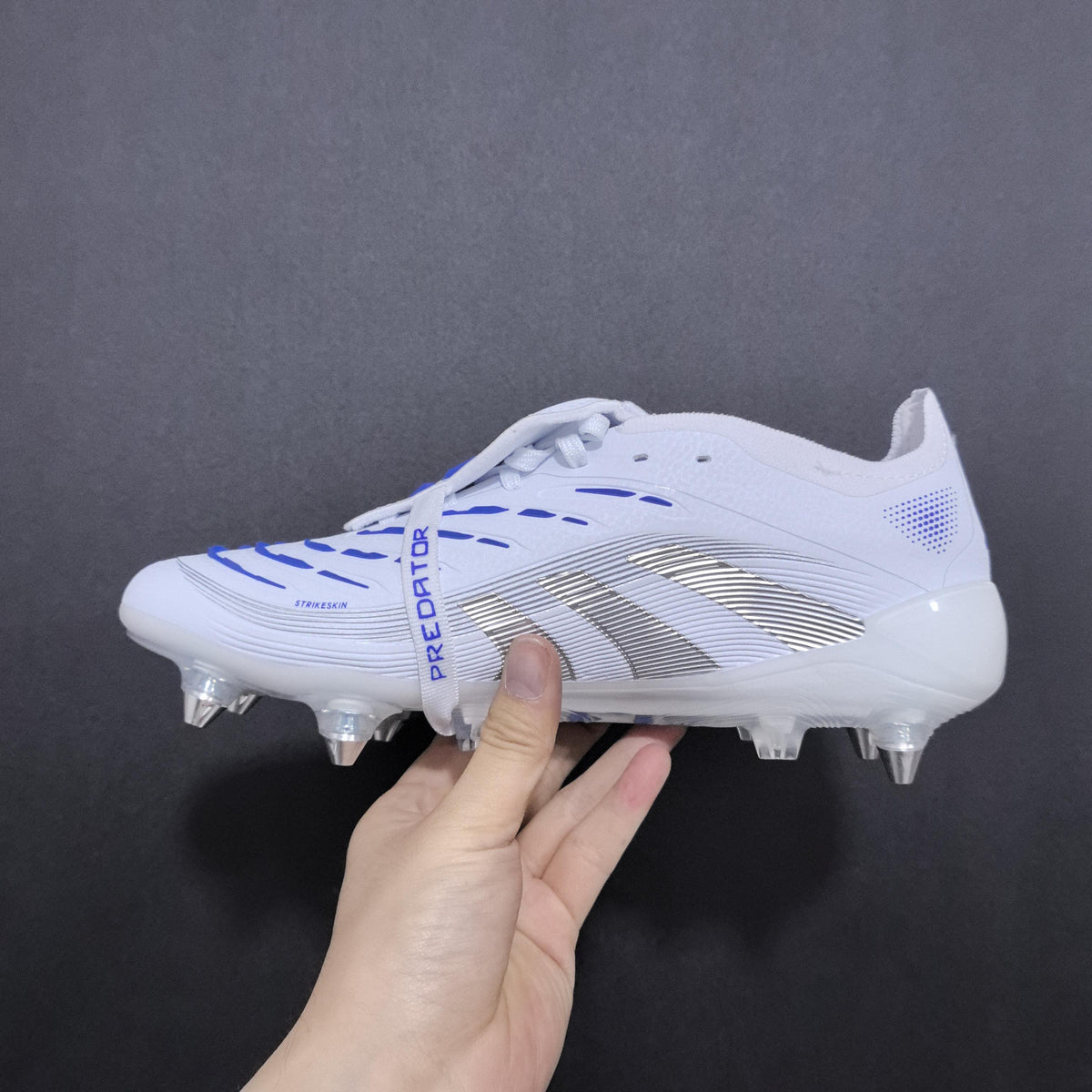 Chuteira Campo Adidas Predator SG Elite + Brindes
