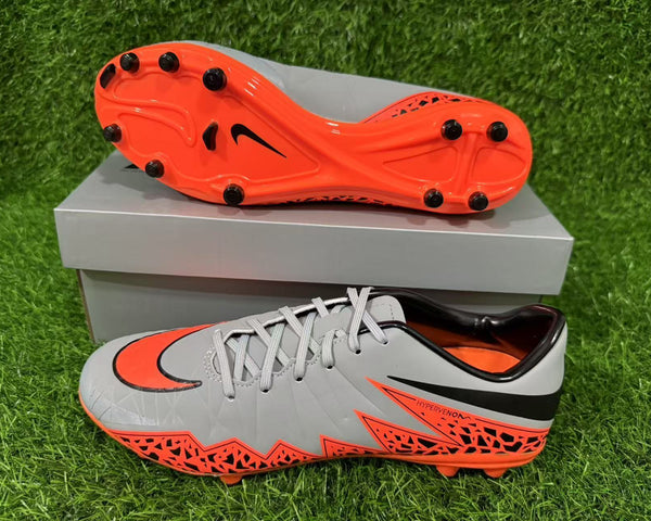 Chuteira Campo Nike Hypervenom Phantom II fg Elite + Brindes