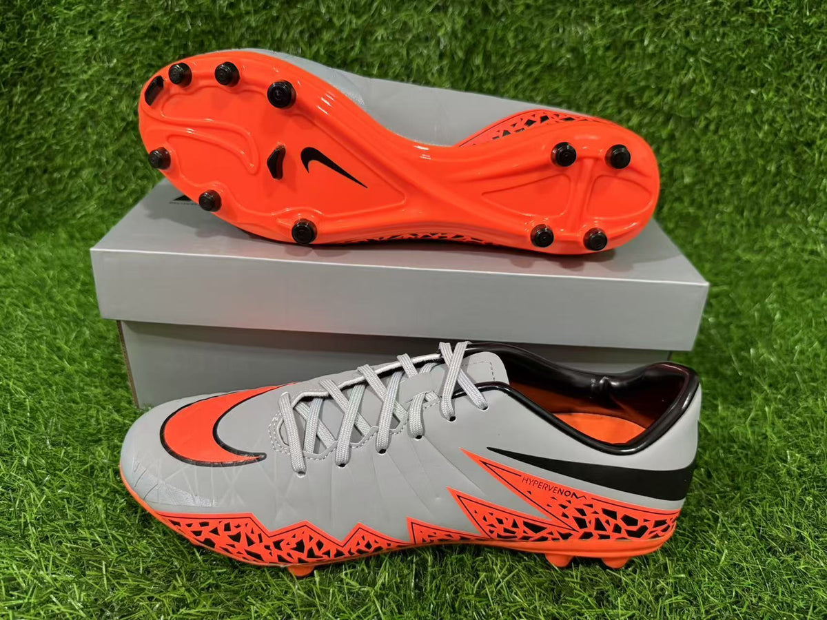Chuteira Campo Nike Hypervenom Phantom II fg Elite + Brindes
